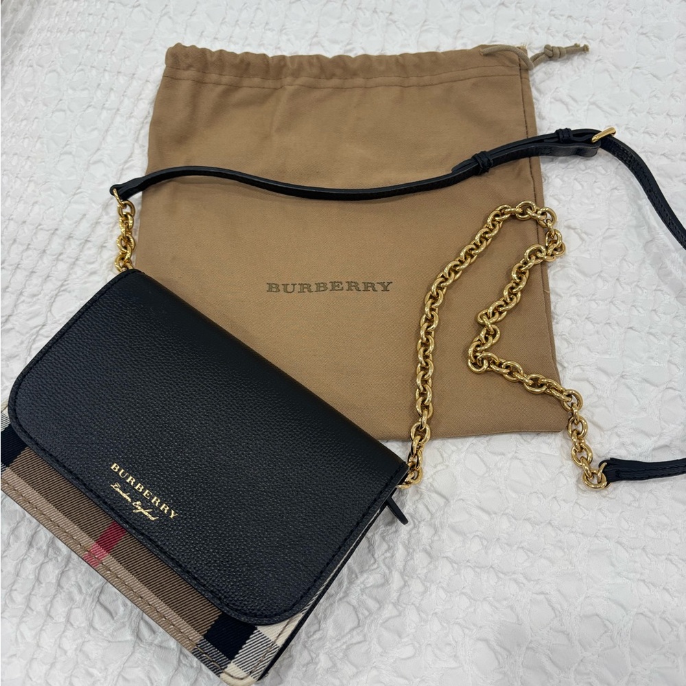 Burberry Black and Tan Crossbody Bag with Gold Chain - Picture 2 of 14